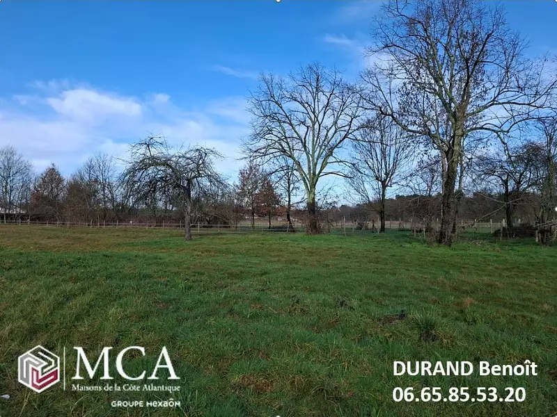 Terrain à bâtir, 900 m² - La Force (24130)