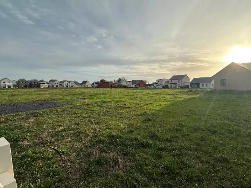 Terrain à bâtir, 611 m² - Bayeux (14400)