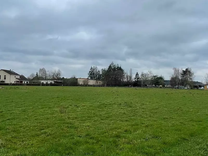 Terrain à bâtir, 2 103 m² - Paray-le-Monial (71600)