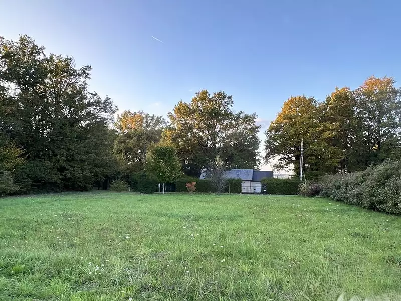Terrain à bâtir, 850 m² - Chaumont-sur-Loire (41150)