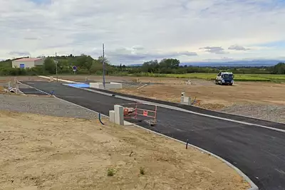 Terrain à bâtir, 341 m²