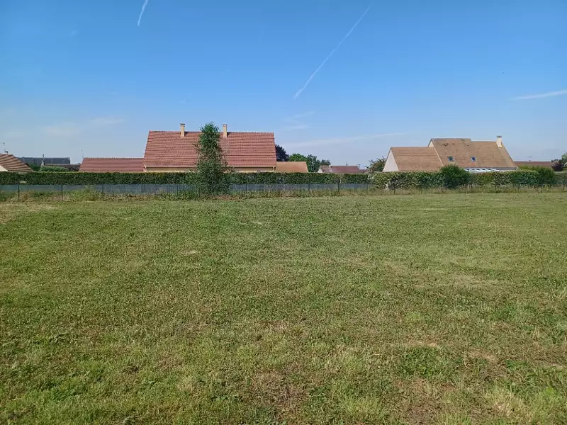 Terrain à bâtir, 599 m² - Saint-Rémy-du-Val (72600)