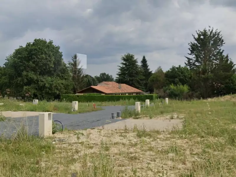 Terrain à bâtir, 490 m² - Le Pout (33670)