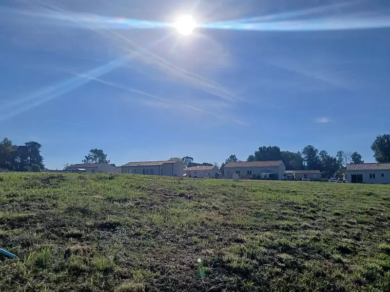 Terrain à bâtir, 761 m² - Saint-Macaire (33490)