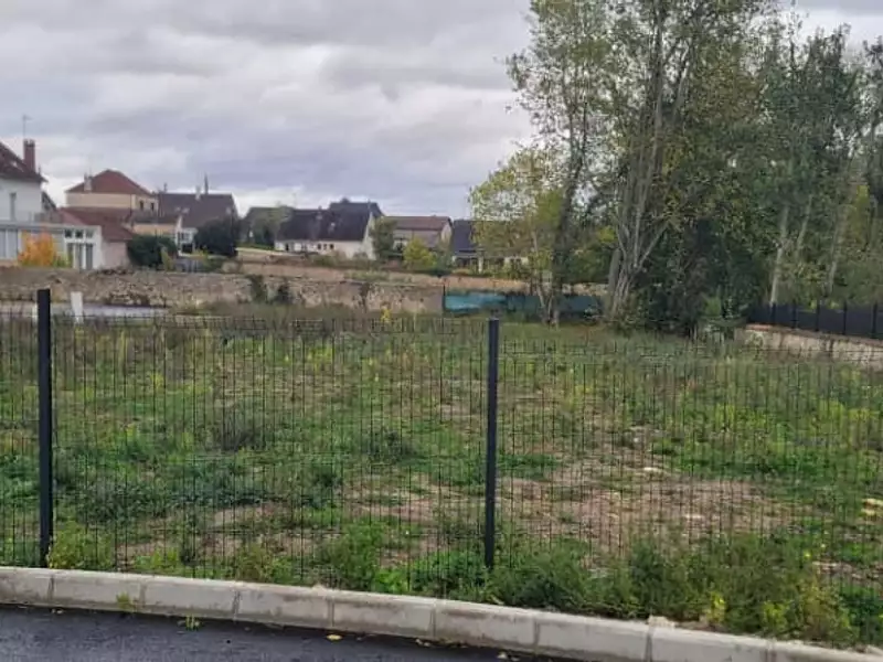 Terrain à bâtir, 577 m² - Le Mée-sur-Seine (77350)