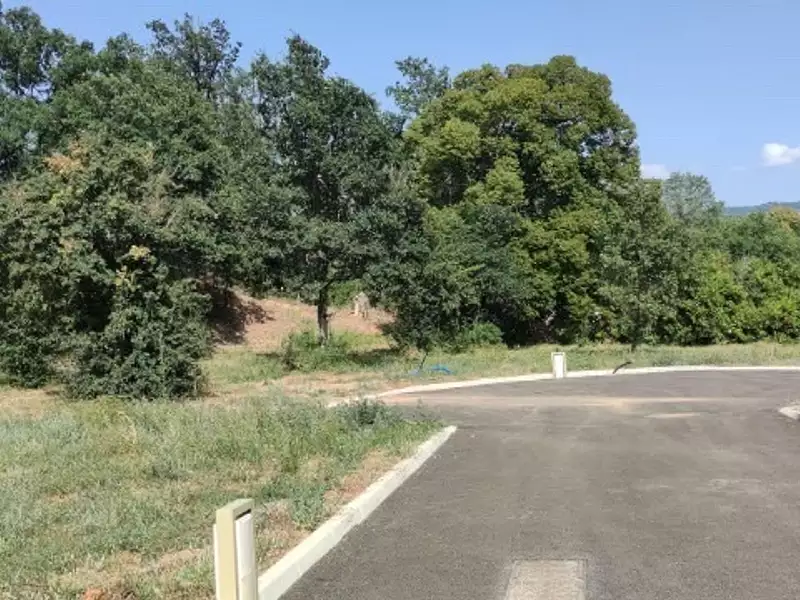 Terrain à bâtir, 752 m² - Sisteron (04200)