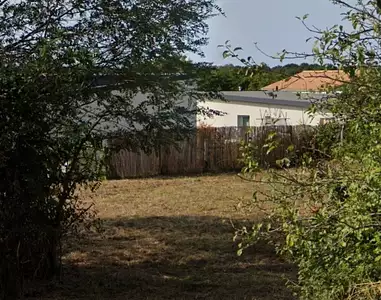Terrain à bâtir, 600 m²