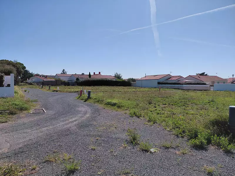 Terrain à bâtir, 374 m² - Saint-Vincent-sur-Jard (85520)