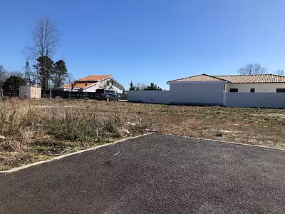 Terrain à bâtir, 600 m²