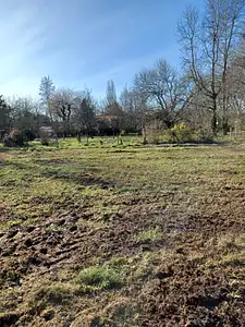 Terrain à bâtir, 671 m²