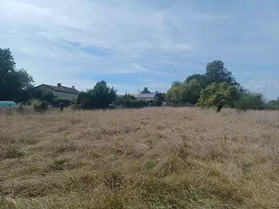 Terrain à bâtir, 1 281 m²