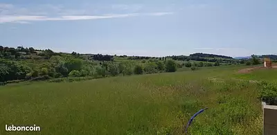 Terrain à bâtir, 2 000 m²