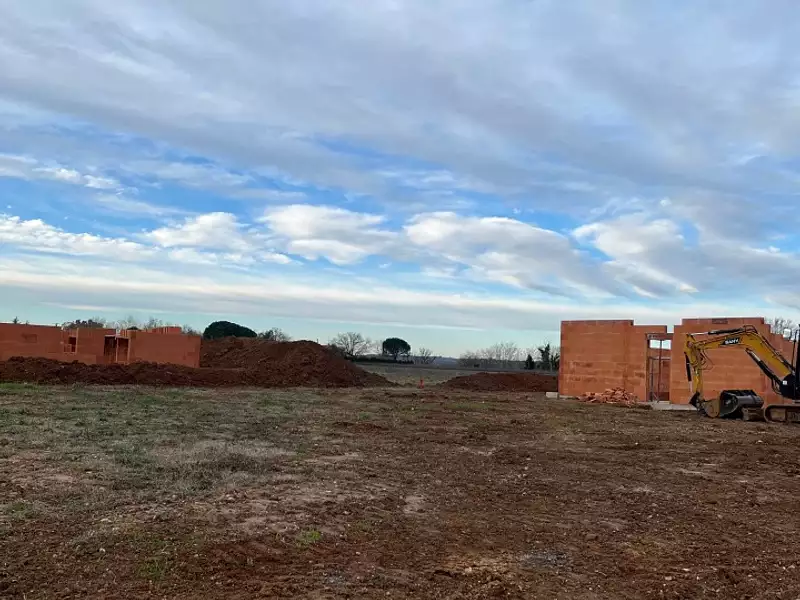 Terrain à bâtir, 669 m² - Lagrave (81150)