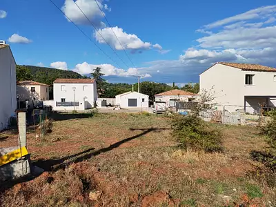 Terrain à bâtir, 442 m²