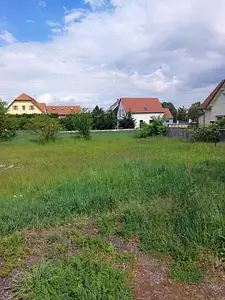 Terrain à bâtir, 550 m²