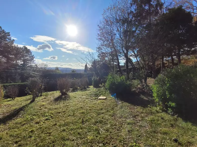 Terrain à bâtir, 920 m² - Montélimar (26200)