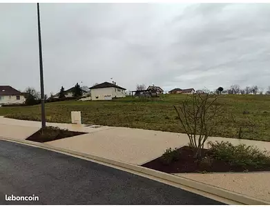 Terrain à bâtir, 674 m²