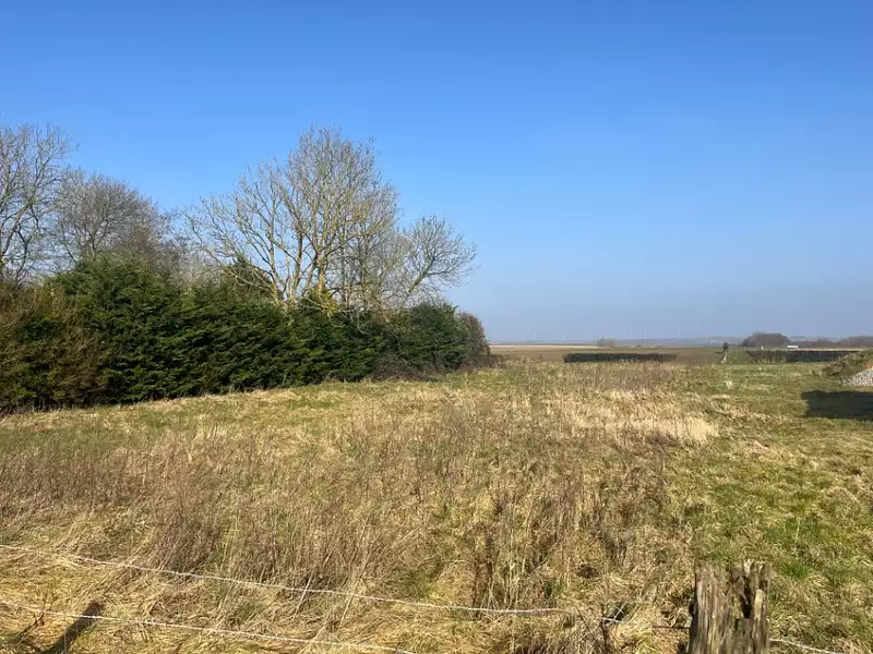 Terrain à bâtir, 1 600 m² - Ligescourt (80150)