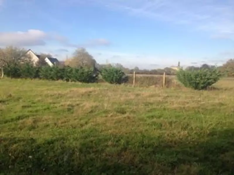 Terrain à bâtir, 570 m² - Montlouis-sur-Loire (37270)