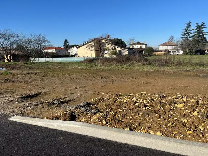 Terrain à bâtir, 560 m² - Marmande (47200)