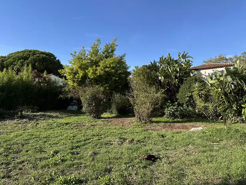 Terrain à bâtir, 421 m² - La Seyne-sur-Mer (83500)