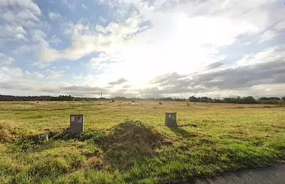 Terrain à bâtir, 585 m²