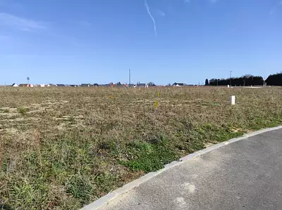 Terrain à bâtir, 656 m²