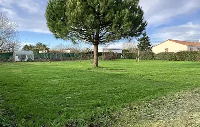 Terrain à bâtir, 1 209 m²