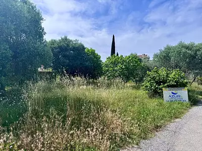 Terrain à bâtir, 300 m²