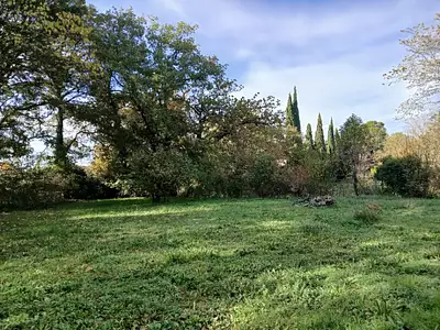 Terrain à bâtir, 577 m²