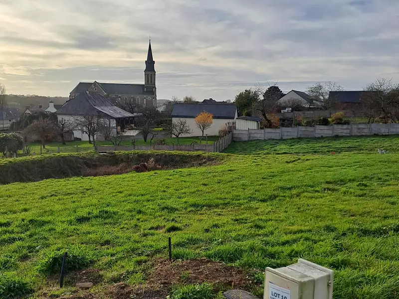 Terrain à bâtir, 523 m² - Val d'Erdre-Auxence (49370)