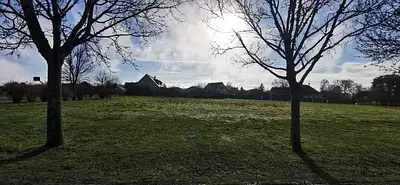 Terrain à bâtir, 744 m²