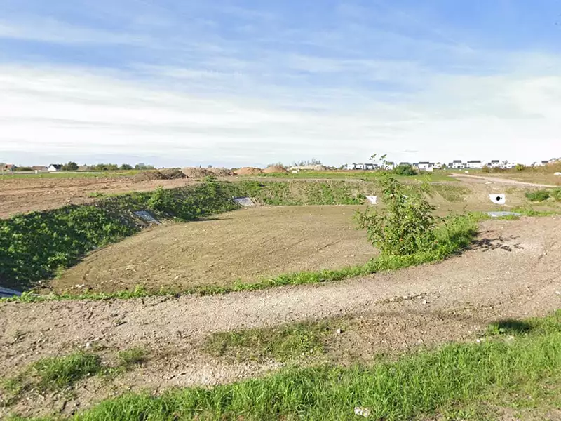 Terrain à bâtir, 540 m² - Ingré (45140)