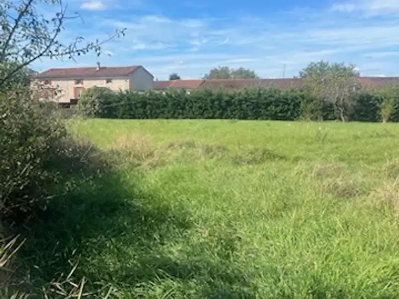 Terrain à bâtir, 640 m² - Castres (81100)