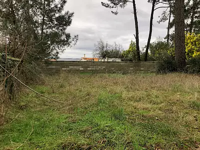 Terrain à bâtir, 300 m²