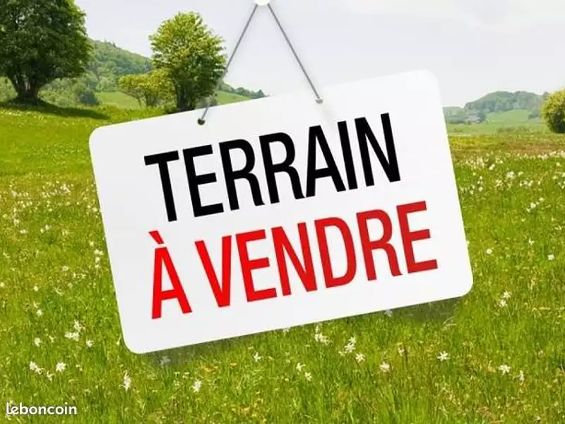 Terrain à bâtir, 370 m² - Marles-en-Brie (77610)