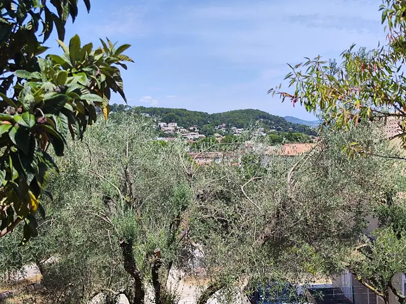 Maison neuve, 100 m² - Cuers (83390)