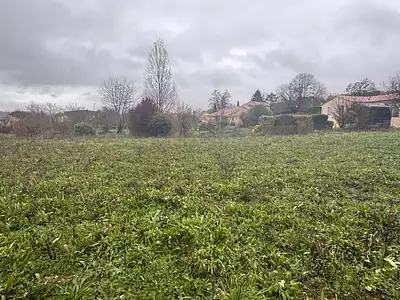 Terrain à bâtir, 600 m²