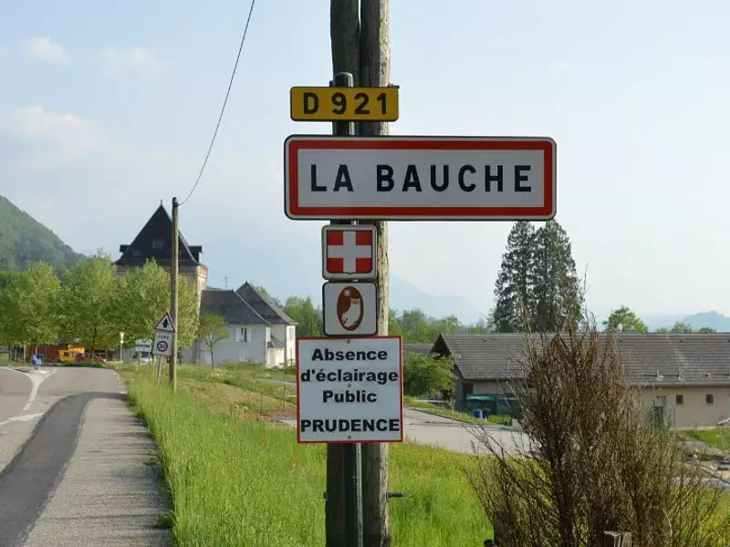 Terrain à bâtir, 1 097 m² - La Bauche (73360)