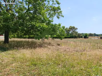 Terrain à bâtir, 725 m²