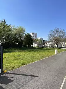 Terrain à bâtir, 330 m²