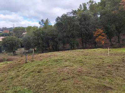 Terrain à bâtir, 930 m²