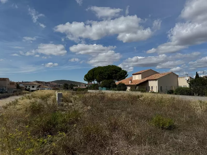 Terrain à bâtir, 665 m² - Villeneuve-lès-Maguelone (34750)