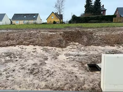 Terrain à bâtir, 684 m²