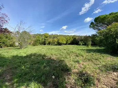Terrain à bâtir, 600 m²