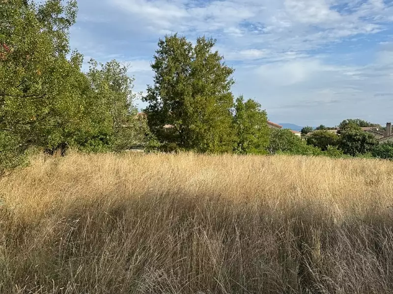 Terrain à bâtir, 1 945 m² - Courry (30500)