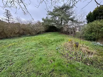 Terrain à bâtir, 355 m²