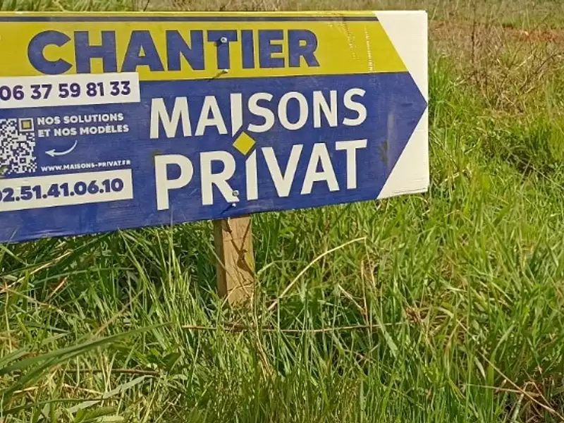 Terrain à bâtir, 413 m² - Aizenay (85190)