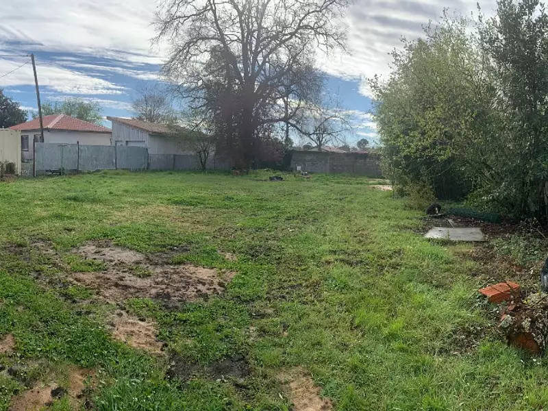 Terrain à bâtir, 600 m² - Gradignan (33170)