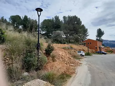 Terrain à bâtir, 329 m²